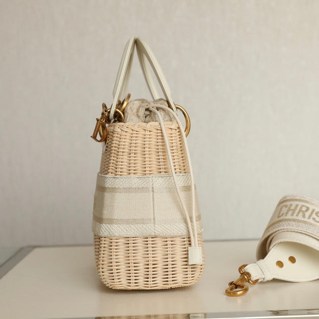 LADY 24 HANDBAG IN WHITE OBLIQUE JACQUARD AND BEIGE WICKER