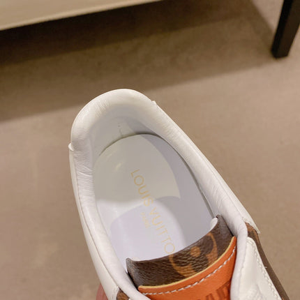 LV TRAINER IN WHITE MIX CHOCOLATE BROWN CALFSKIN