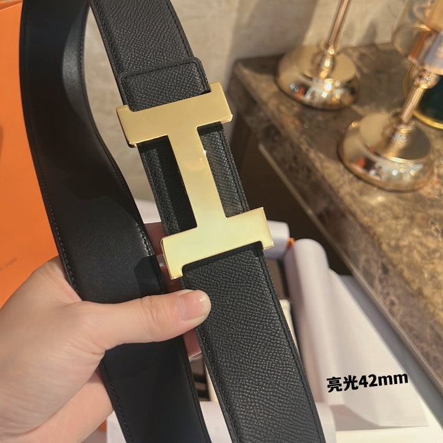 HM CONSTANCE BELT BUCKLE & REVERSIBLE BLACK LEATHER STRAP 42MM GOLD HARDWARE