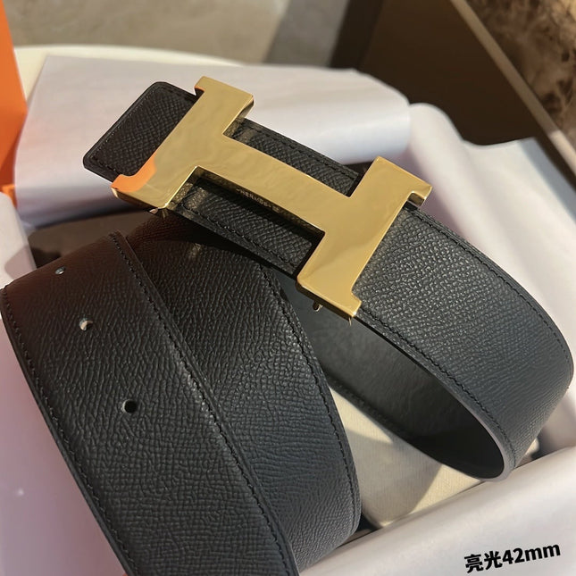 HM CONSTANCE BELT BUCKLE & REVERSIBLE BLACK LEATHER STRAP 42MM GOLD HARDWARE