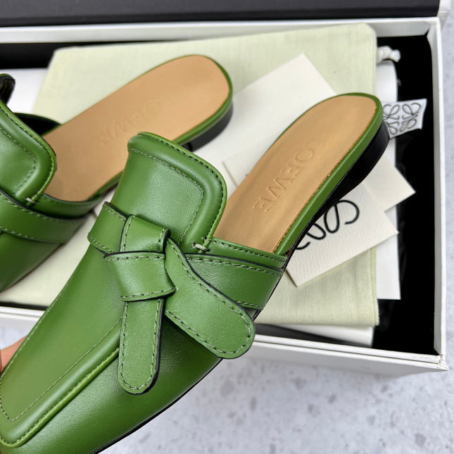 LW GATE BELTED MULE GREEN CALFSKIN