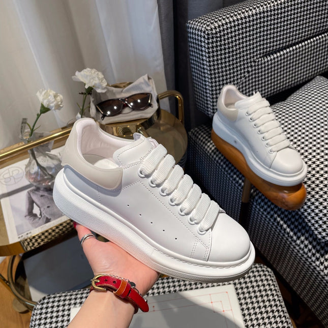 OVERSIZED SNEAKERS IN WHITE CALFSKIN WITH RUBBER HEEL TAB