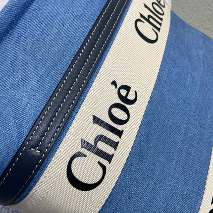 MEDIUM STRAP WOODY TOTE BAG 37 IN BLUE DENIM CANVAS DARK BLUE CALFSKIN