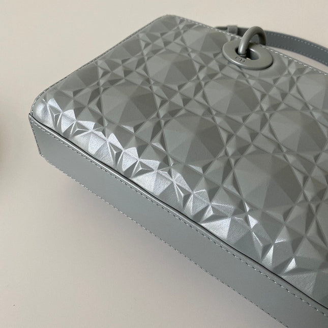 MEDIUM D-JOY BAG 26 IN GREY CALFSKIN