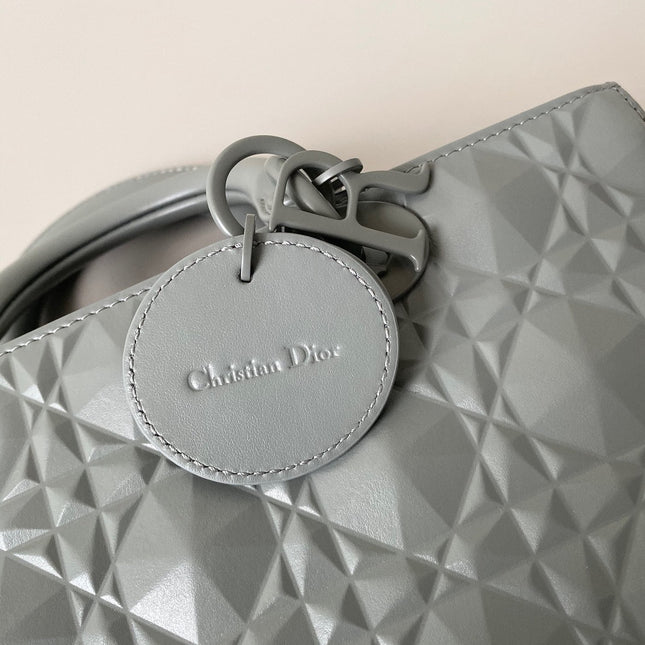 MEDIUM D-JOY BAG 26 IN GREY CALFSKIN