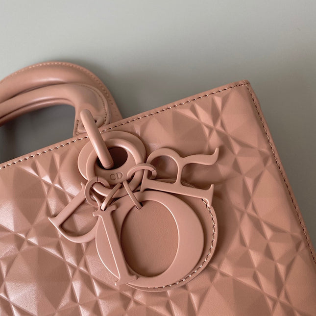 MEDIUM D-JOY BAG 26 IN DESSERT SAND CALFSKIN