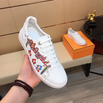 LV MEN'S ATHLETIC SHOES COMBINING LUXURIOUS QUALITY AND FASHION