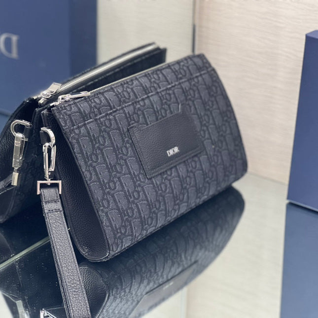 SADDLE 28 BAG IN BLACK OBLIQUE JACQUARD