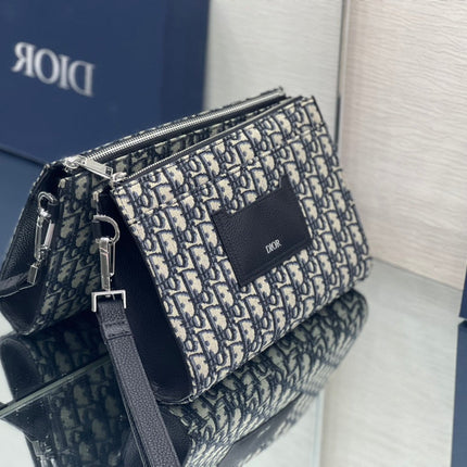 SADDLE 28 BAG IN BLUE OBLIQUE JACQUARD