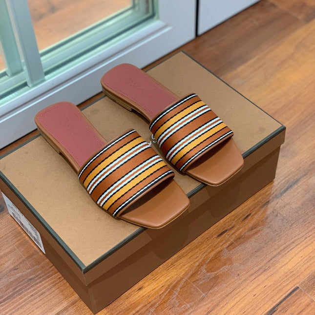 LP RAFFIA CHARMS FLATS SANDAL CARAMEL CALFSKIN