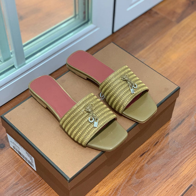 LP RAFFIA CHARMS FLATS SANDAL OLIVE CALFSKIN