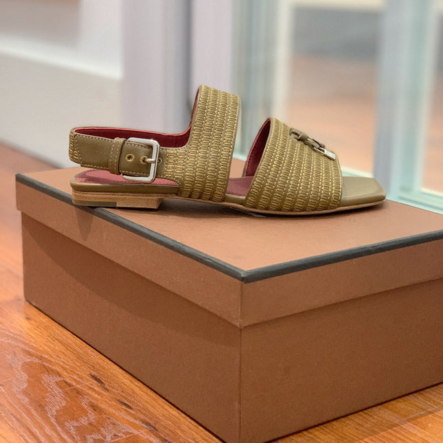 LP RAFFIA CHARMS STRAP FLATS SANDAL OLIVE CALFSKIN