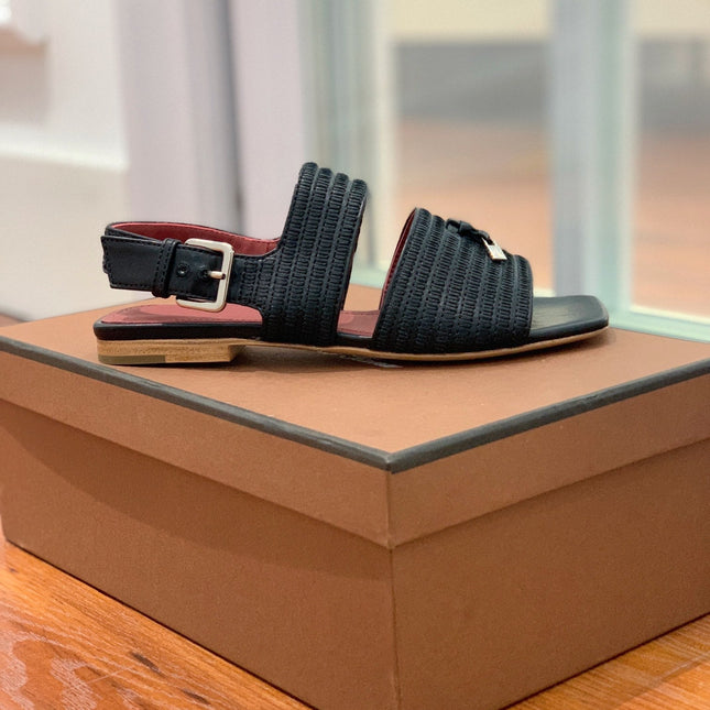 LP RAFFIA CHARMS STRAP FLATS SANDAL BLACK CALFSKIN