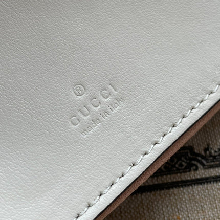 MARMONT SHOULDER BAG 21 IN WHITE CALFSKIN GOLD HARDWARE