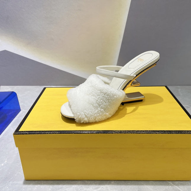 FENDI FIRST HIGH HEEL 95 MM SANDAL IN WHITE MINK FUR