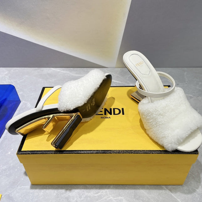 FENDI FIRST HIGH HEEL 95 MM SANDAL IN WHITE MINK FUR