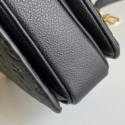 LV 25S POCHETTE METIS 25 IN BLACK MONOGRAM COATED CANVAS GOLD HARDWARE