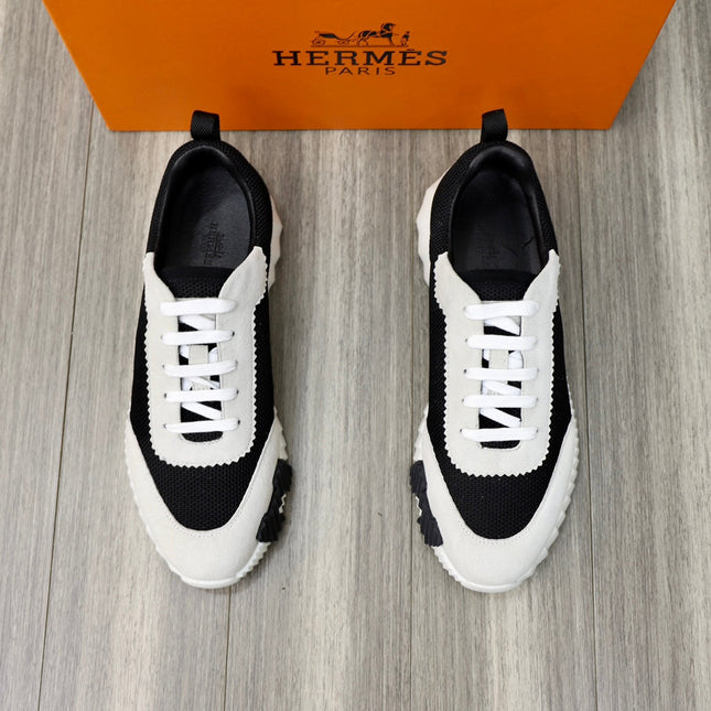 HM BOUNCING SNEAKER BLACK AND CLOUD BREATHABLE FABRIC
