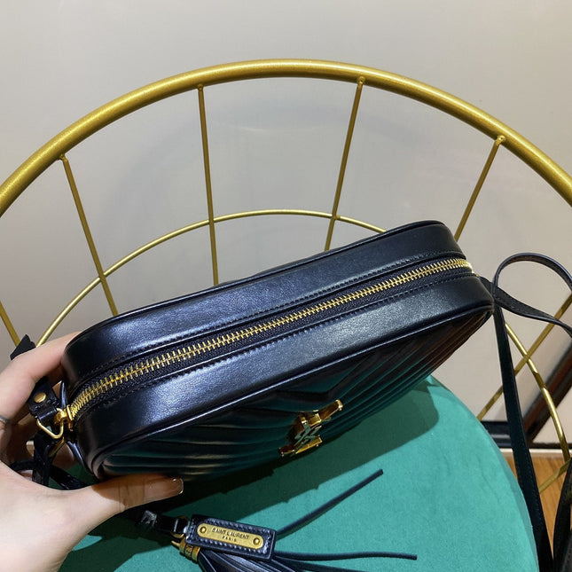 LOU 23 CAMERA BAG IN BLACK/ GOLD QUILTED LEATHER