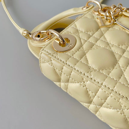 MICRO LADY 12 BAG IN LIGHT YELLOW LAMBSKIN