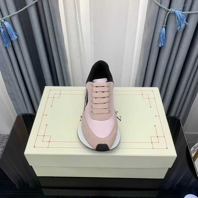 SPRINT RUNNER LOW-TOP IN LIGHT PINK CALFSKIN DUSTY ROSE SUEDE