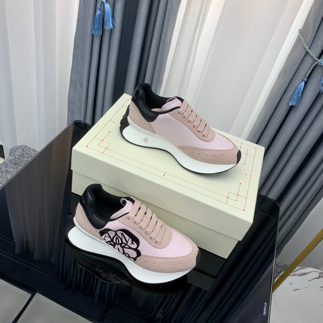 SPRINT RUNNER LOW-TOP IN LIGHT PINK CALFSKIN DUSTY ROSE SUEDE