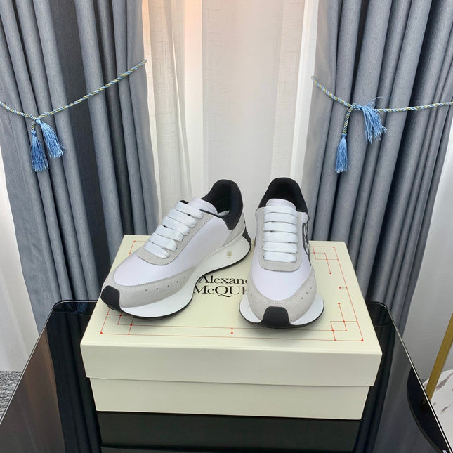 SPRINT RUNNER LOW-TOP IN WHITE CALFSKIN GREY SUEDE AND BLACK HEEL