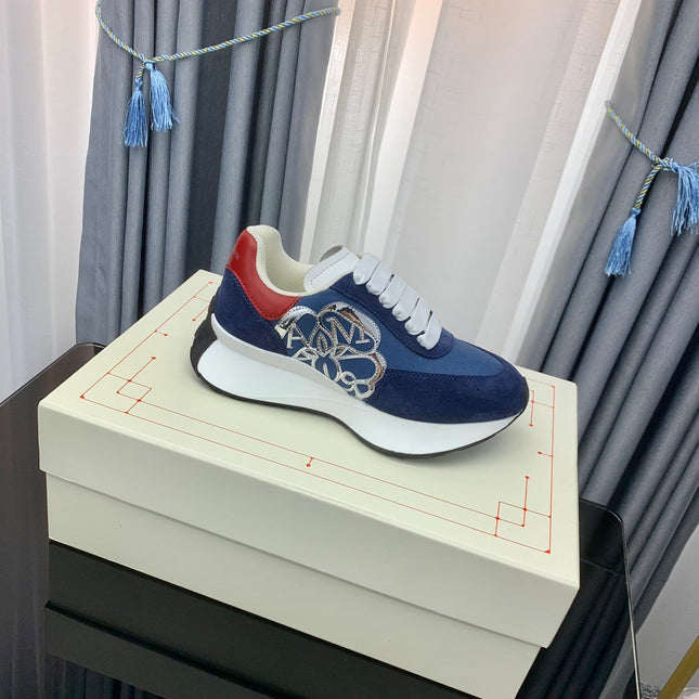 SPRINT RUNNER LOW-TOP NAVY BLUE SUEDE SILVER EMBROIDERED LOGO RED HEEL