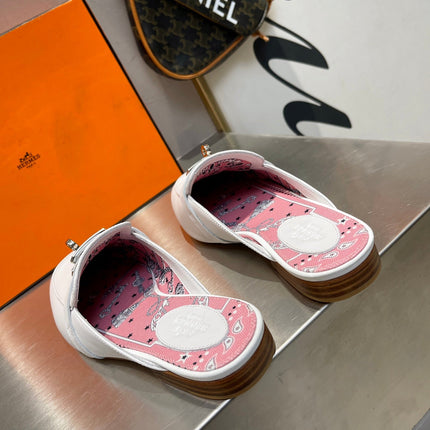 0Z MULE WHITE CALFSKIN WITH PINK PATTERN