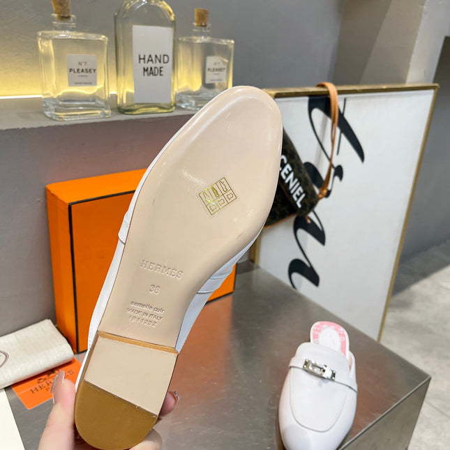 0Z MULE WHITE CALFSKIN WITH PINK PATTERN