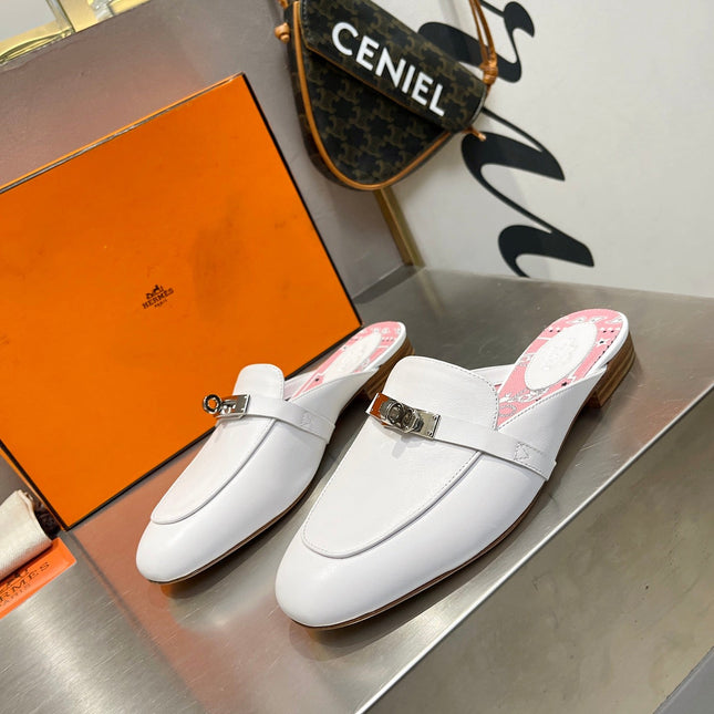 0Z MULE WHITE CALFSKIN WITH PINK PATTERN