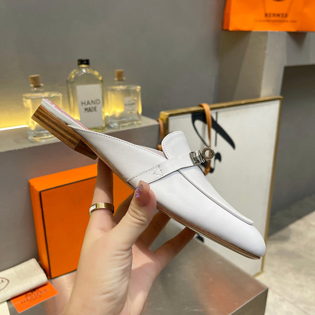 0Z MULE WHITE CALFSKIN WITH PINK PATTERN