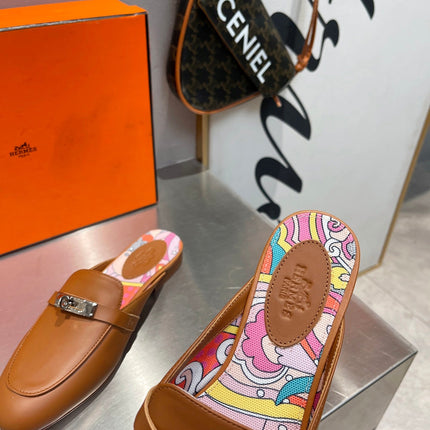 0Z MULE CARAMEL CALFSKIN WITH PATTERN