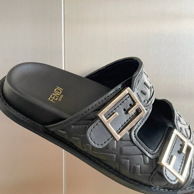 FENDI BAGUETTE DAD SANDALS IN BLACK EMBOSSED CALFSKIN WITH GOLD HARDWARE