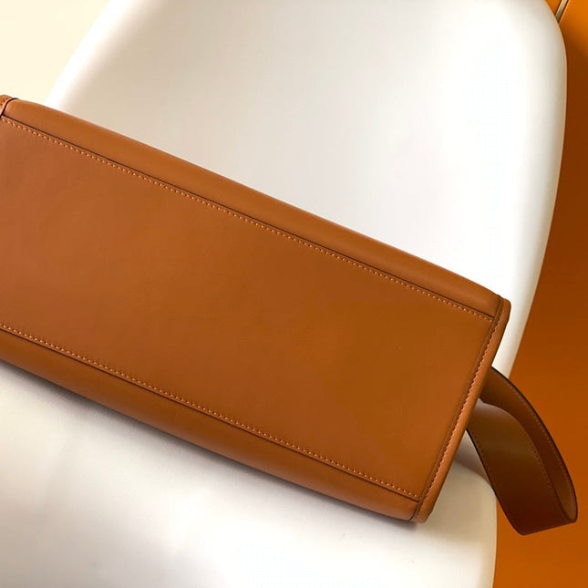 Fend Sunshine Medium Bag 35 Tan Leather