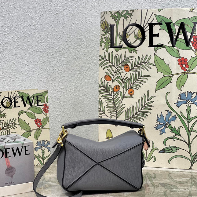 LOE MINI 18 PUZZLE BAG IN GREY CALFSKIN