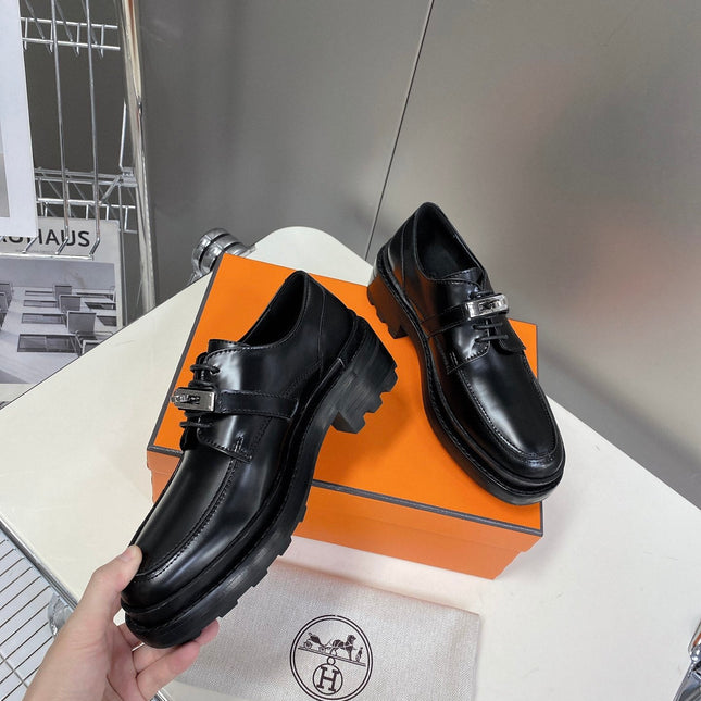 HM 25S LOAFER IN BLACK LAMBSKIN WITH SILVER HARDWARE
