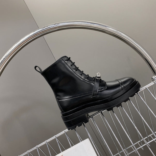 HM 25S FUNK ANKLE BOOT IN BLACK LAMBSKIN WITH SILVER HARDWARE