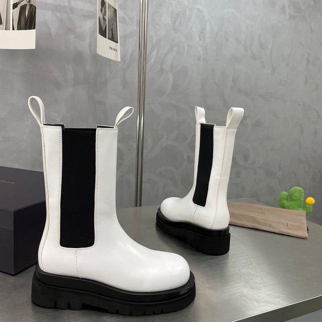 LUG CHELSEA BOOT IN WHITE CALFSKIN