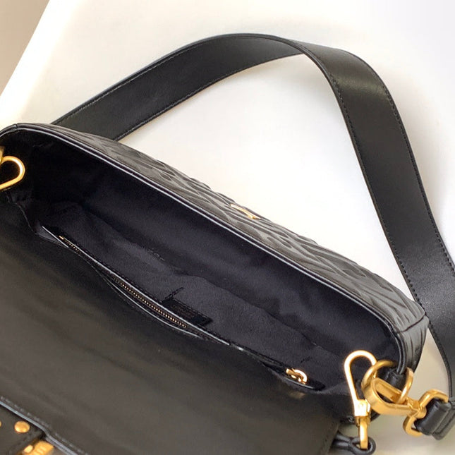 Fend Baguette 27 Bag With FF Motif Black Leather Ghw