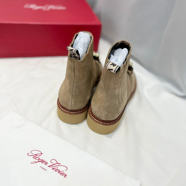 VIV' RANGERS CHELSEA BOOTIES IN LIGHT BROWN SUEDE CRYSTAL BUCKLE