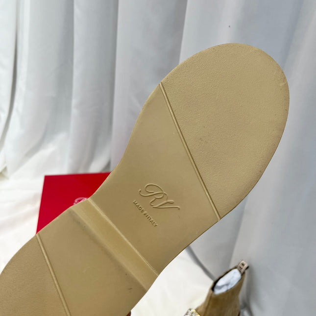 VIV' RANGERS CHELSEA BOOTIES IN LIGHT BROWN SUEDE CRYSTAL BUCKLE