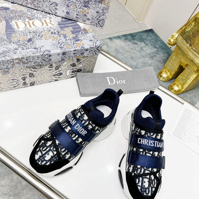 D-WANDER SNEAKERS IN COLORFUL TECHNICAL FABRIC AND SUEDE 153028