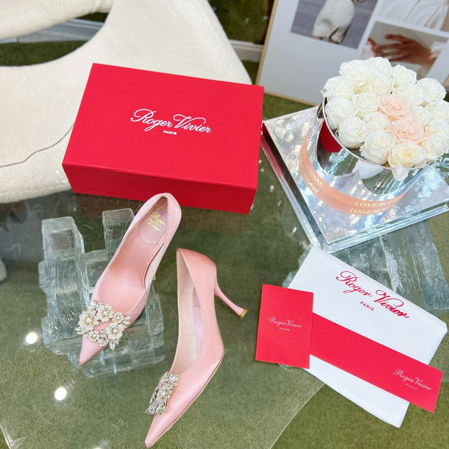 EFFLORESCENCE POINTED-TOE PUMPS IN YOUR PINK SATIN WITH CRYSTAL BUCKLE