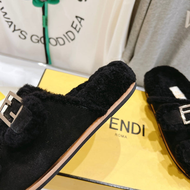 FENDI DAD SANDAL MULE IN BLACK SUEDE WITH FLEECE WITH GOLD HARDWARE
