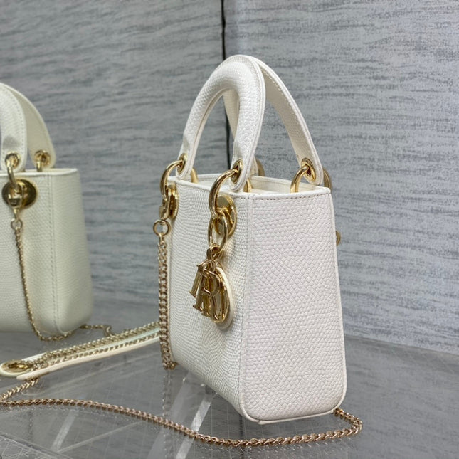 MINI LADY 17 BAG IN WHITE EMBOSSED LAMBSKIN WITH GOLDEN CLASP