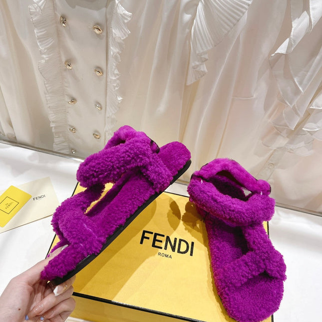 FENDI DAD SANDAL IN MAGENTA PURPLE FLEECE