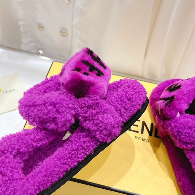 FENDI DAD SANDAL IN MAGENTA PURPLE FLEECE