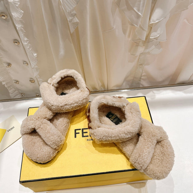 FENDI DAD SANDAL IN HAZELNUT BEIGE FLEECE
