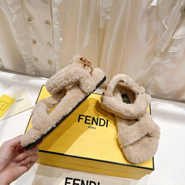 FENDI DAD SANDAL IN HAZELNUT BEIGE FLEECE